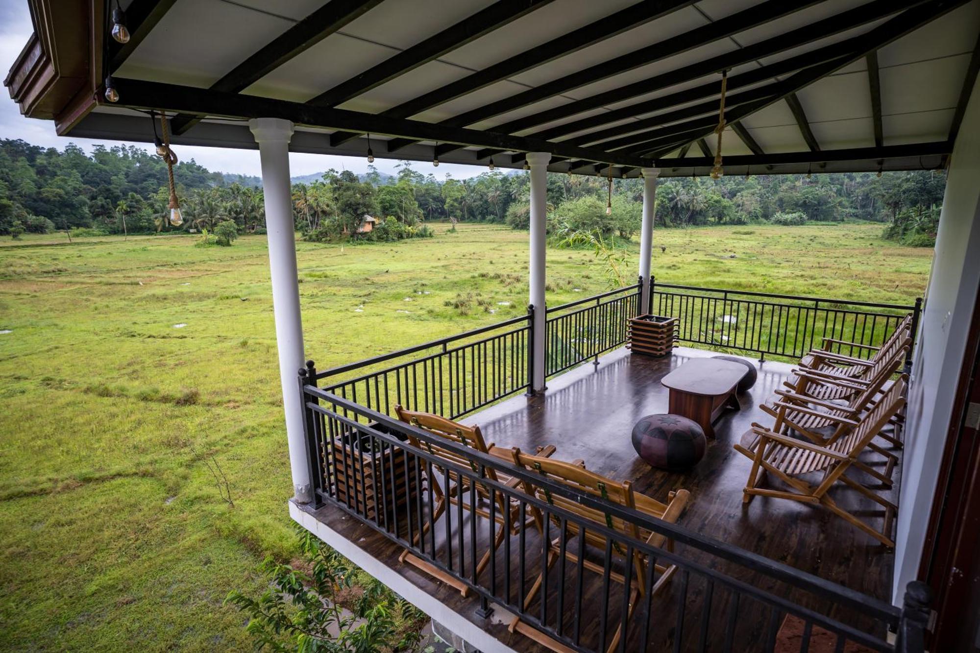 Wildlife Kingdom - Deniyaya Sinharaja Hotel Eksteriør billede